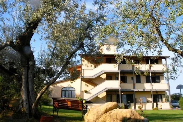 ***  Carlo's Hotel Castagneto Carducci Italia