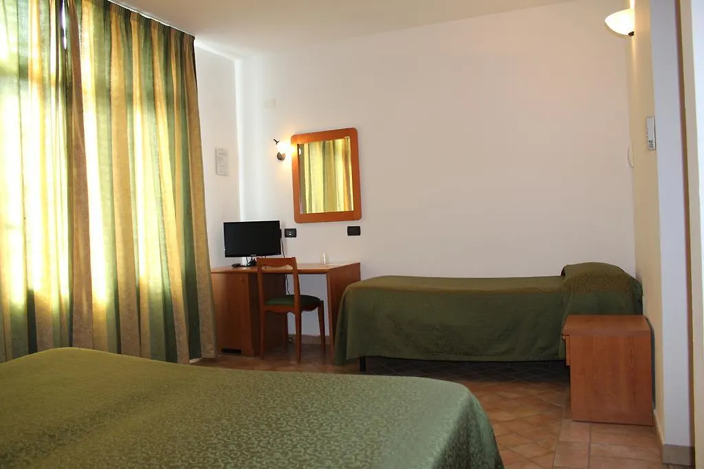 Carlo's Hotel Castagneto Carducci
